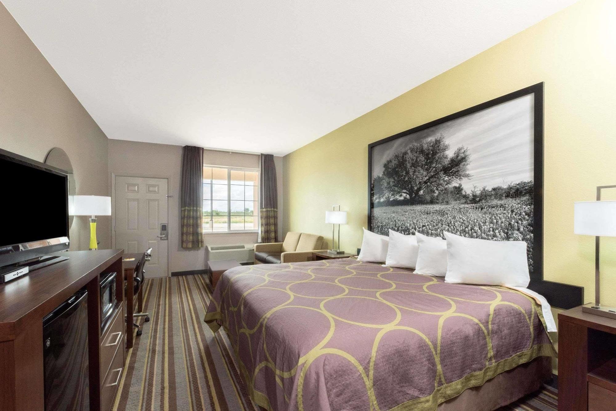 Super 8 by Wyndham Colorado City Exterior foto