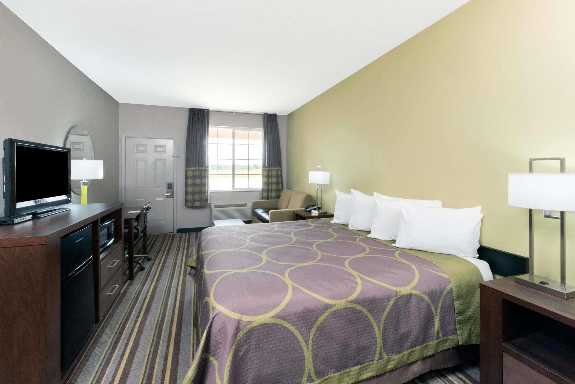 Super 8 by Wyndham Colorado City Exterior foto